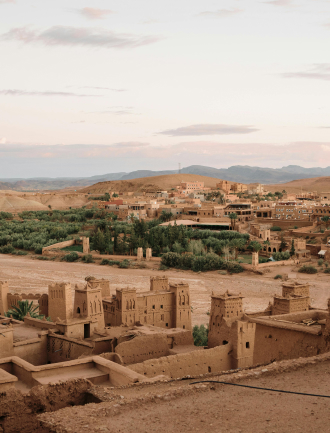 Vue en hauteur de la ville de Ouarzazate au Maroc.